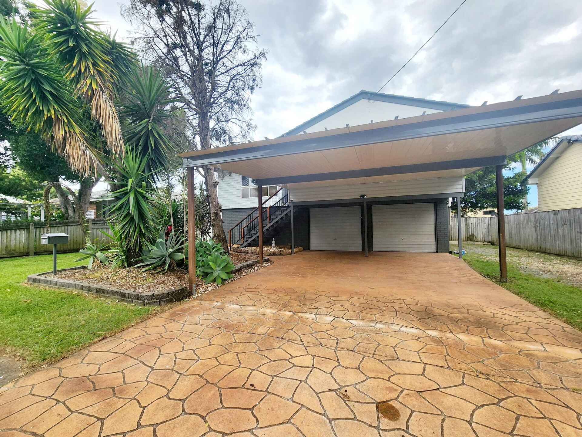 17 Nanbaree Drive Bray Park