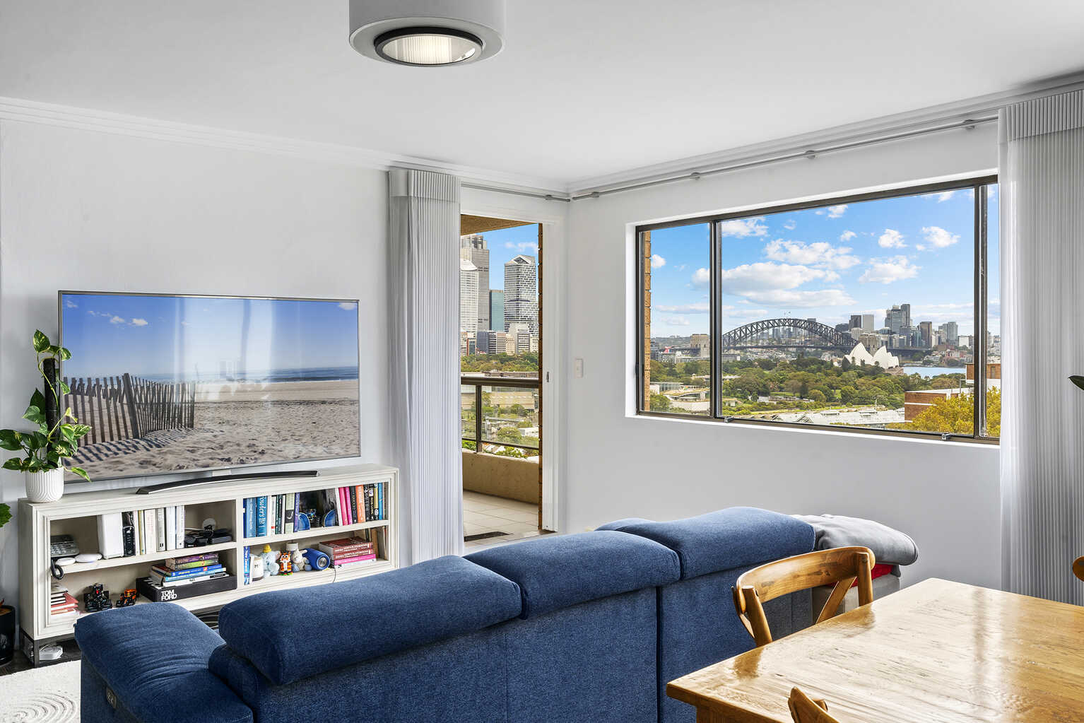 27/204 Victoria Street Potts Point