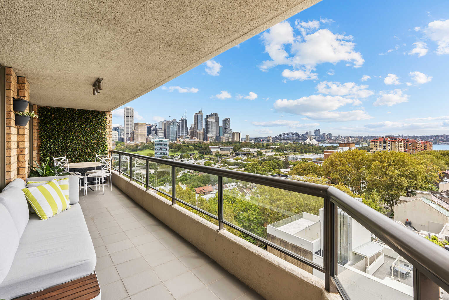 27/204 Victoria Street Potts Point