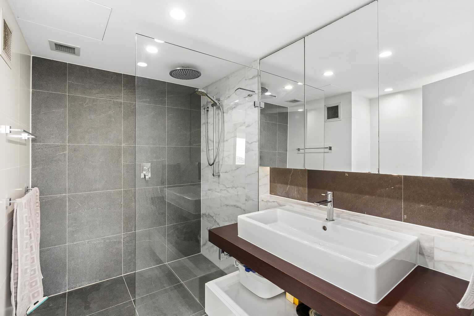 27/204 Victoria Street Potts Point