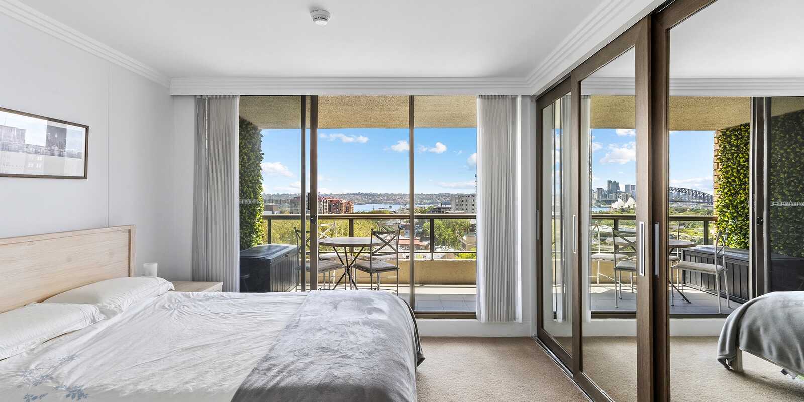 27/204 Victoria Street Potts Point