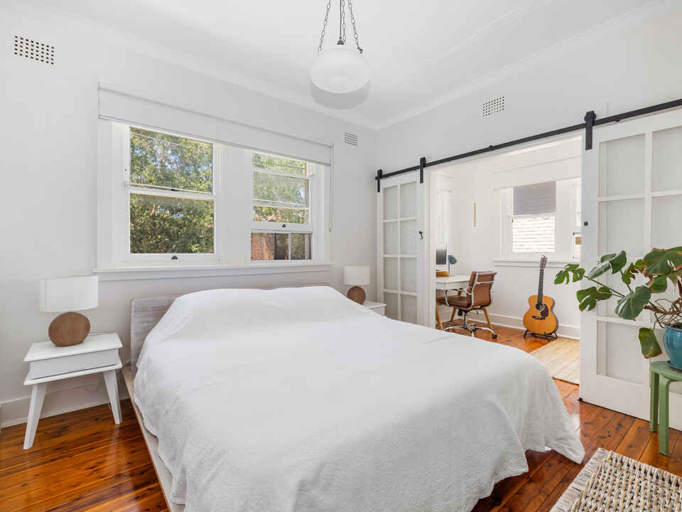 4/31 Oakley Road North Bondi