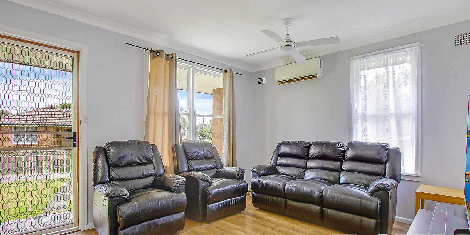 34 Gasmata Crescent Whalan 34 Gasmata Crescent Whalan