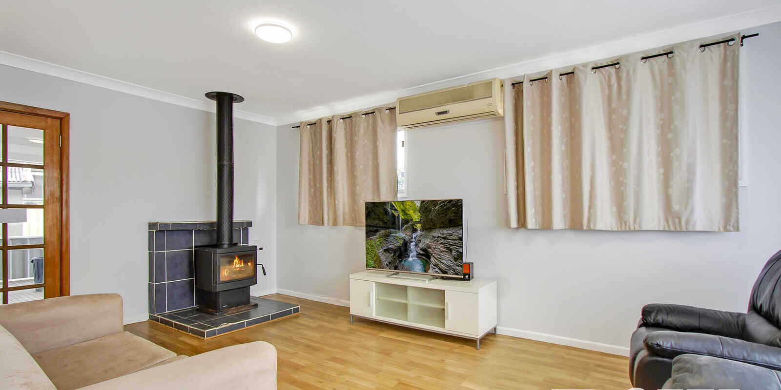 34 Gasmata Crescent Whalan 34 Gasmata Crescent Whalan