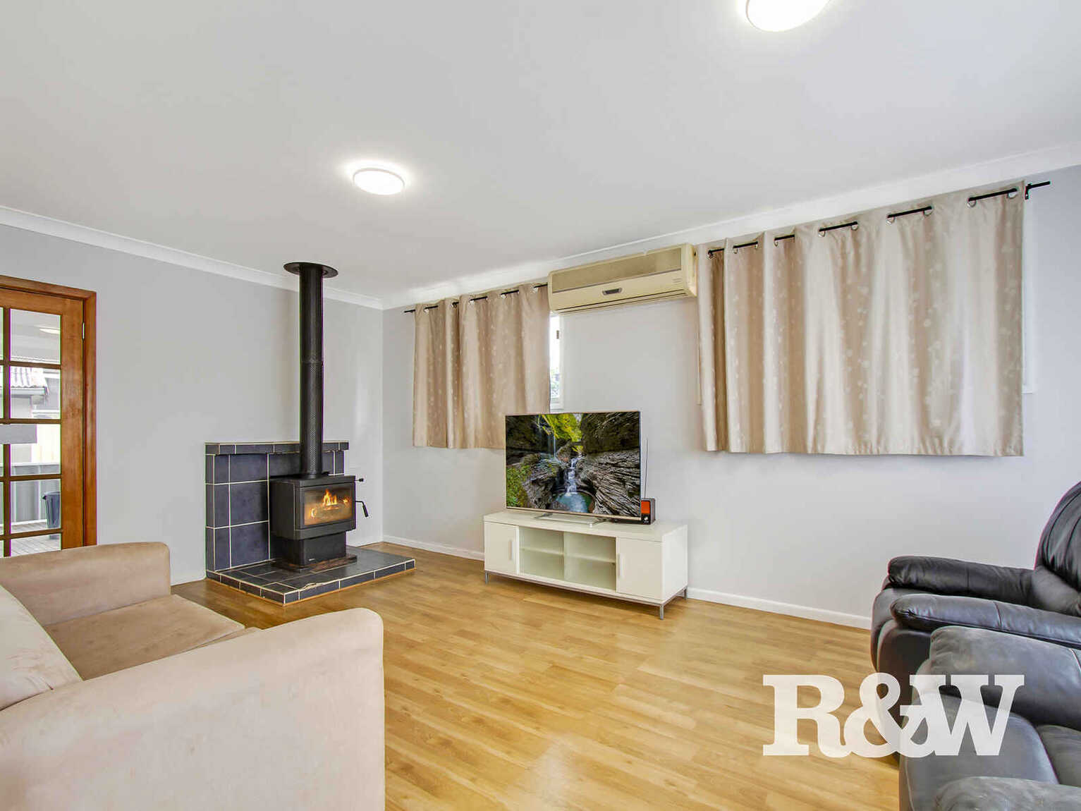 34 Gasmata Crescent Whalan 34 Gasmata Crescent Whalan