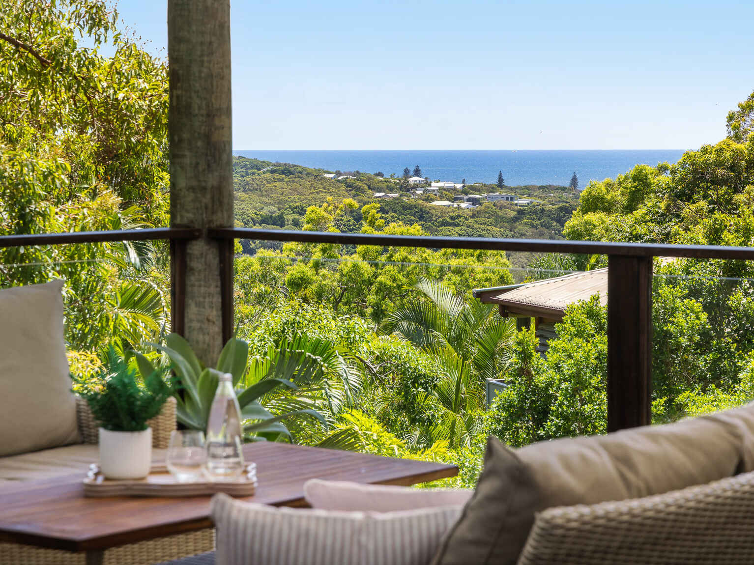 16 Mountain Rise Court Mount Coolum