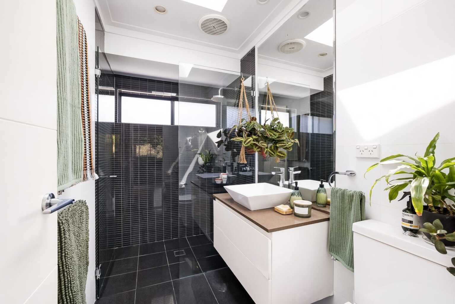 28 Hurlstone Avenue Hurlstone Park