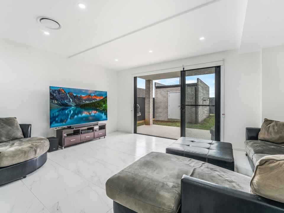 299 Seventh Avenue Austral