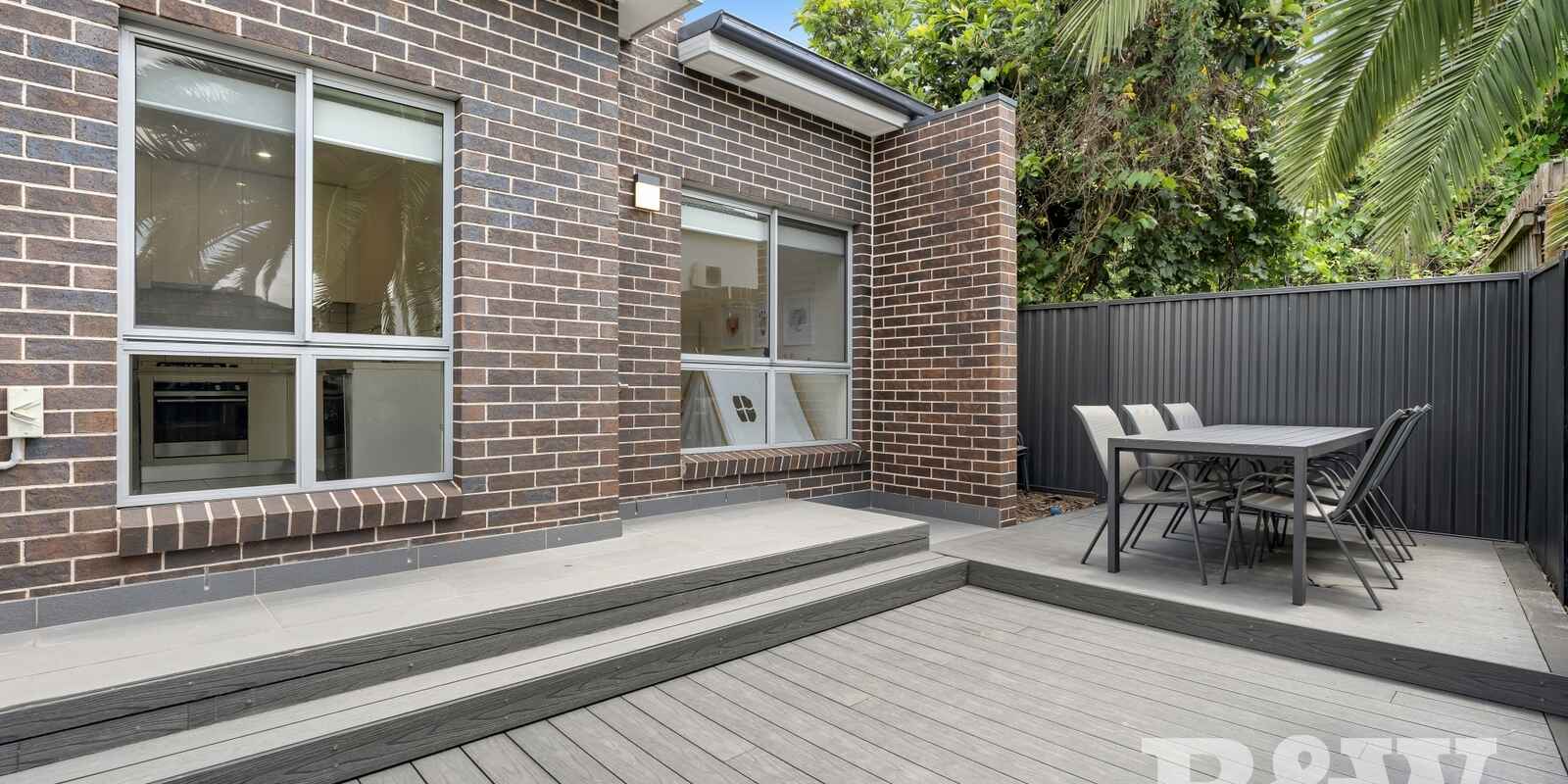 5/6 Holland Crescent Casula 5/6 Holland Crescent Casula