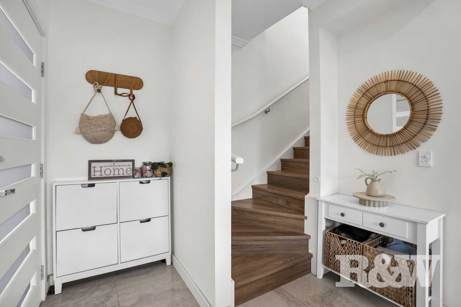 5/6 Holland Crescent Casula 5/6 Holland Crescent Casula