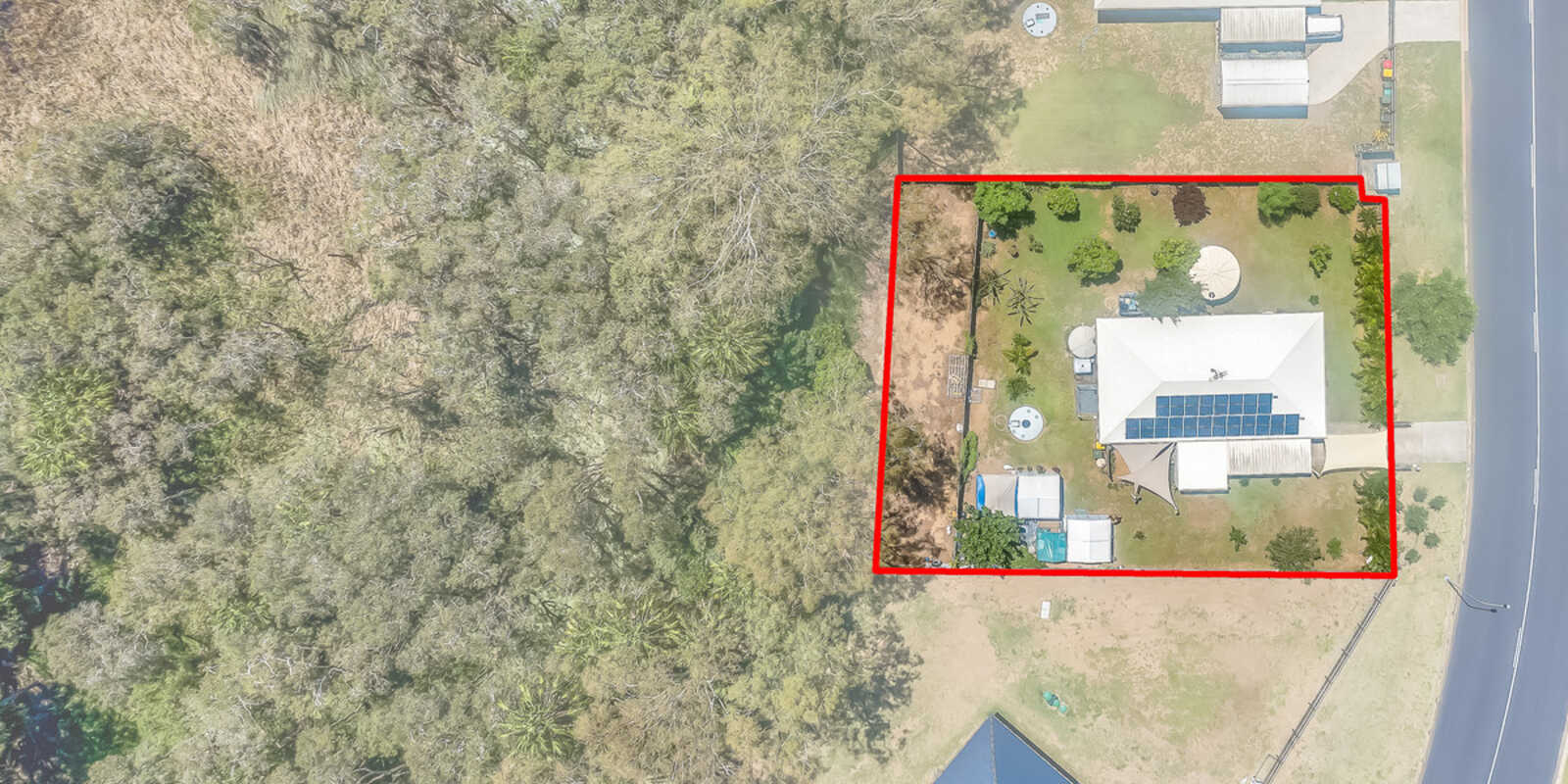 24 Malvern Drive Moore Park Beach 24 Malvern Drive Moore Park Beach