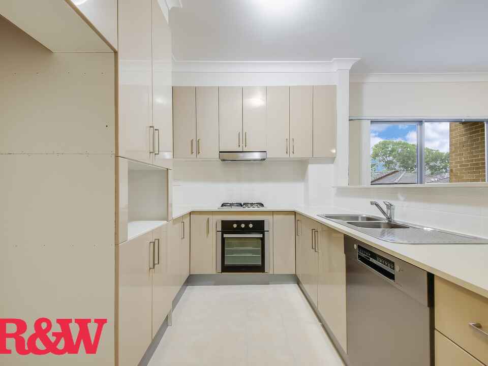 17/7-9 King Street Campbelltown