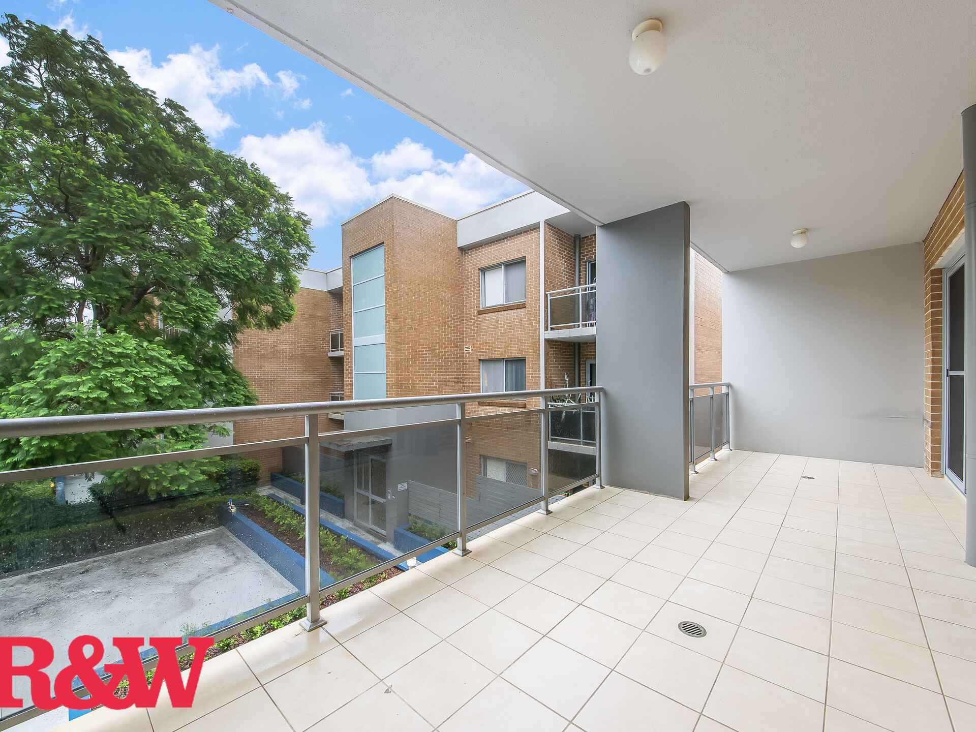 17/7-9 King Street Campbelltown