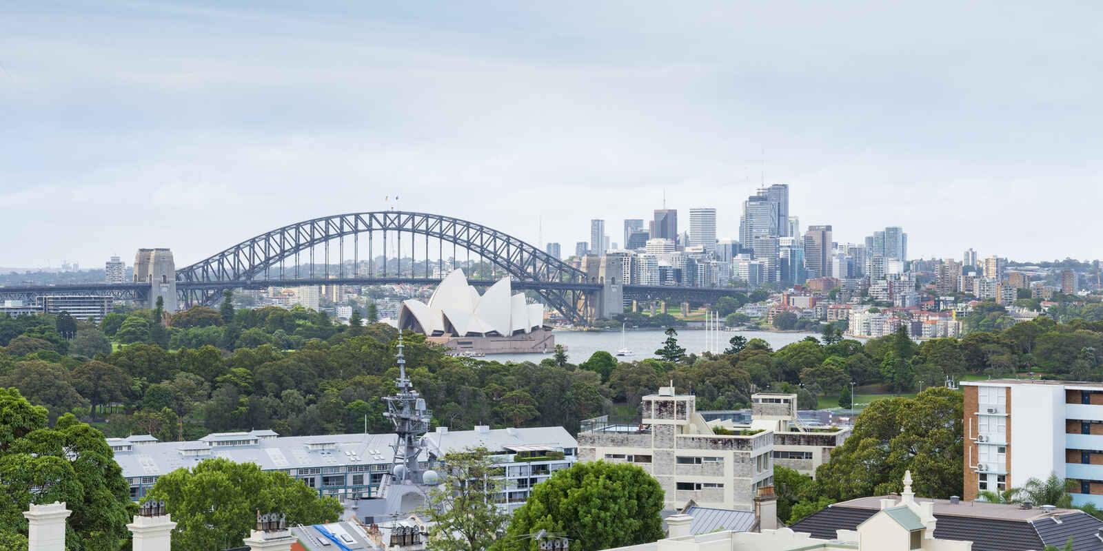 Apartment Rockwall Crescent Potts Point