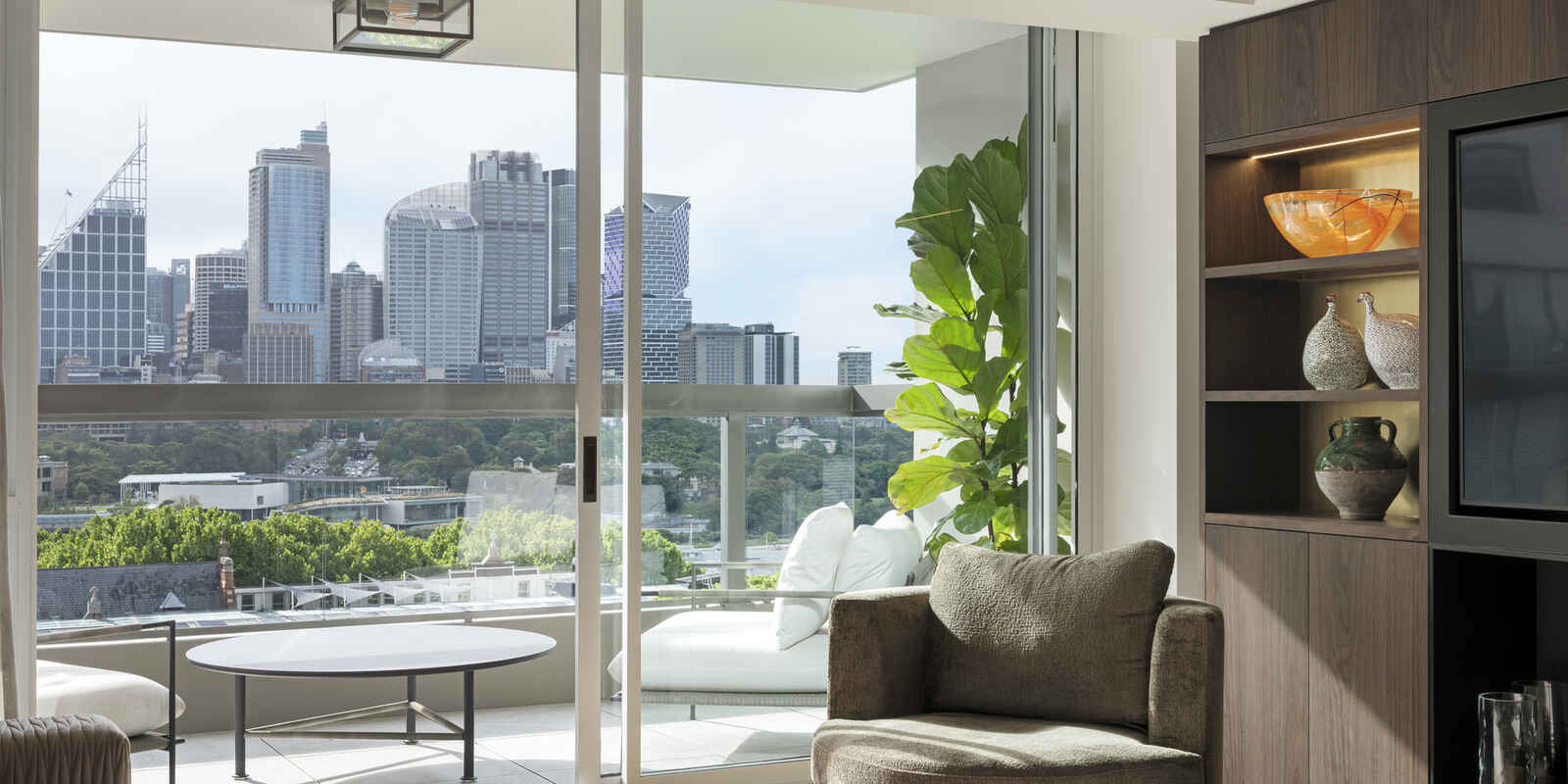 Apartment Rockwall Crescent Potts Point