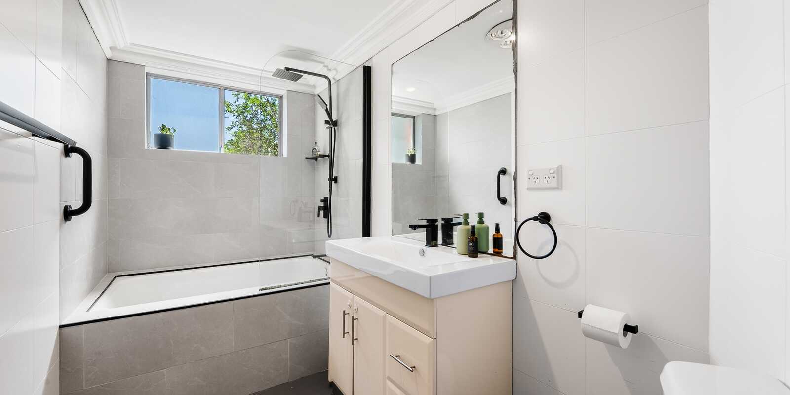 4/60 Tennent Parade Hurlstone Park