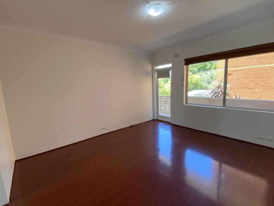 8/302 Livingstone Road Marrickville