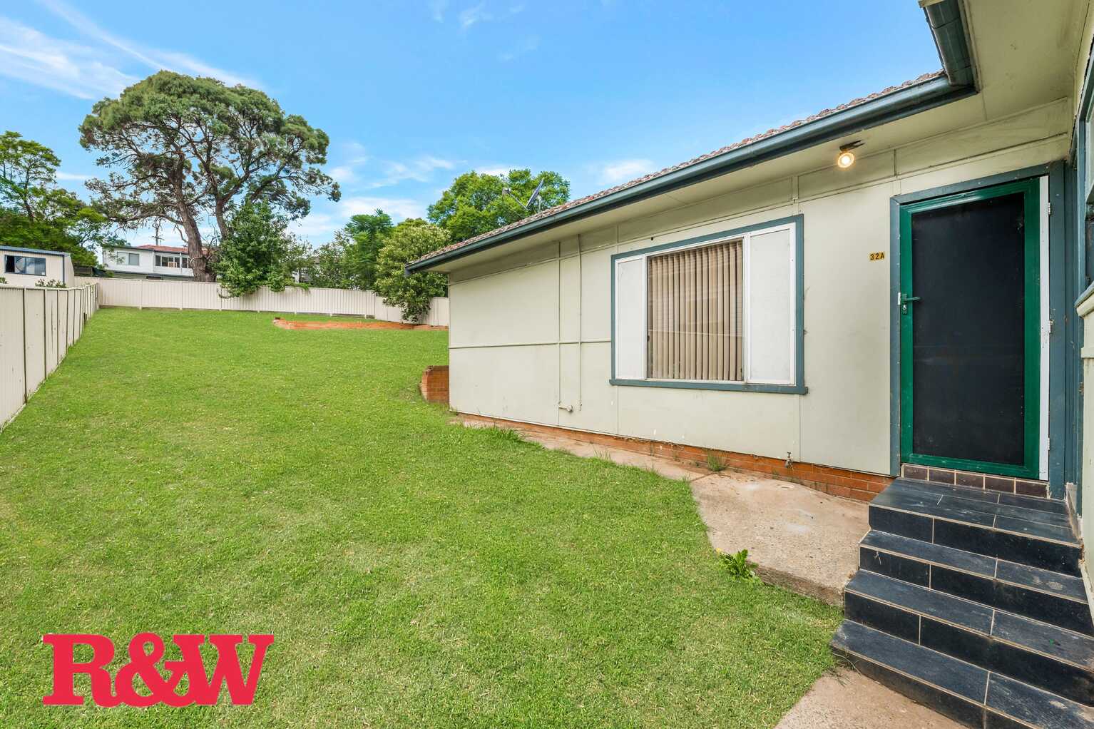 32 Donaldson Street Bradbury 32 Donaldson Street Bradbury