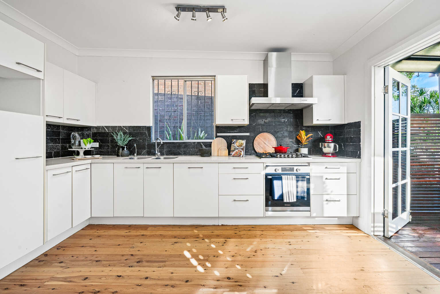 18 Moncur Street Marrickville 18 Moncur Street Marrickville