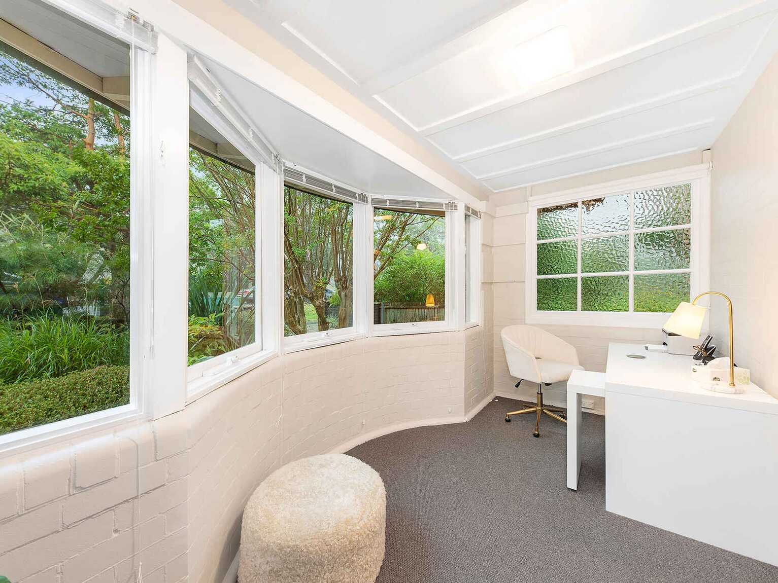 18 Baringa Road Northbridge