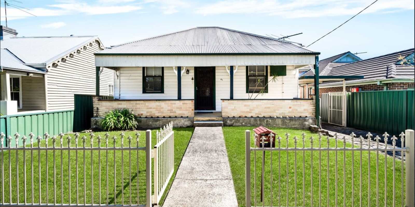 41 CROMWELL STREET Croydon Park 41 CROMWELL STREET Croydon Park
