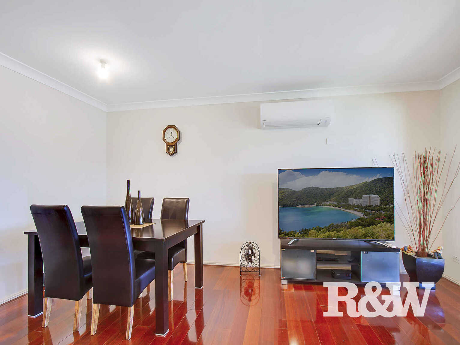25 Aquilina Drive Plumpton 25 Aquilina Drive Plumpton