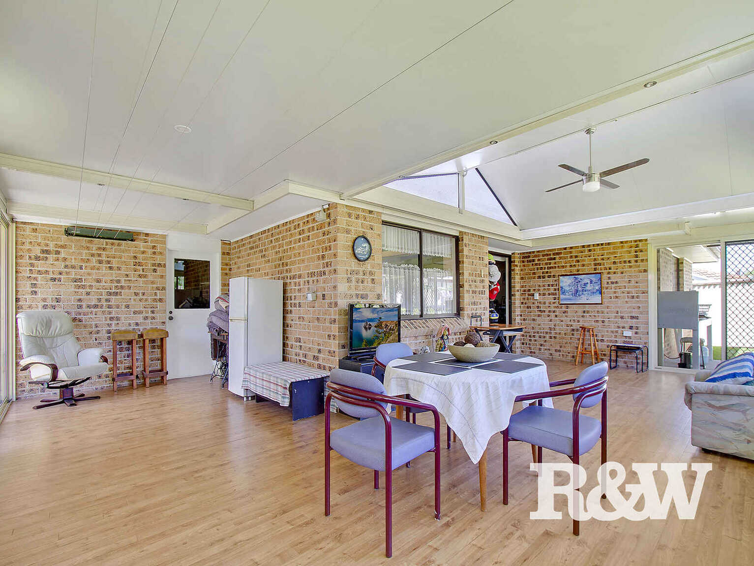25 Aquilina Drive Plumpton 25 Aquilina Drive Plumpton