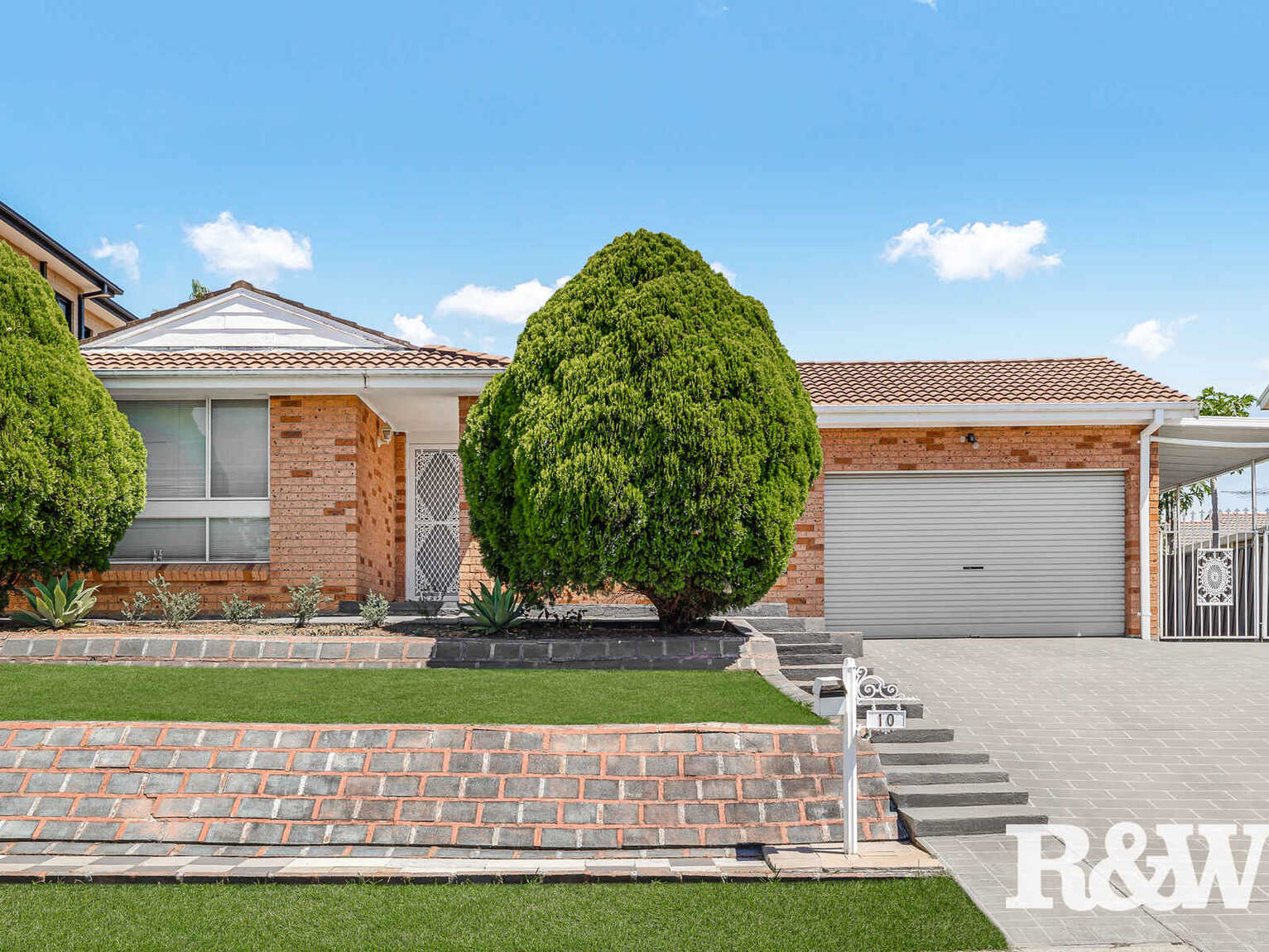 10 Fairburn Crescent Minchinbury 10 Fairburn Crescent Minchinbury
