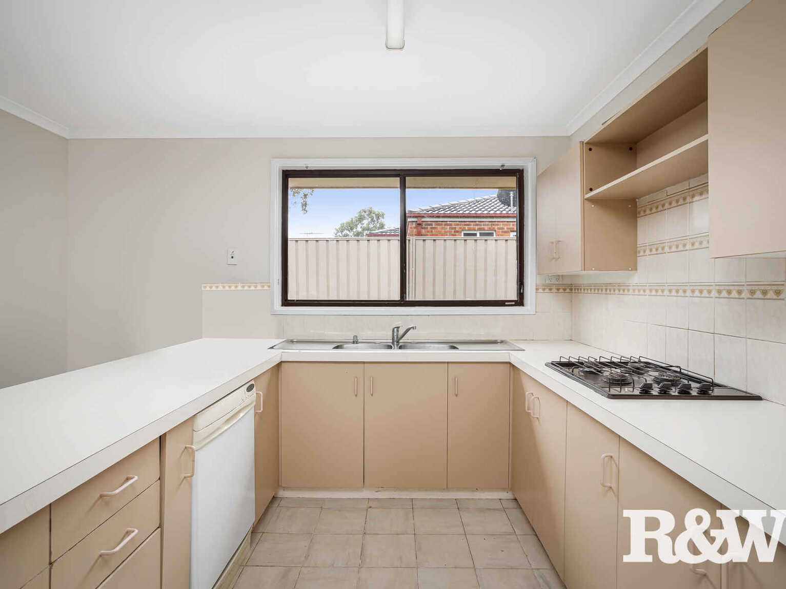 4 Dino Close Rooty Hill