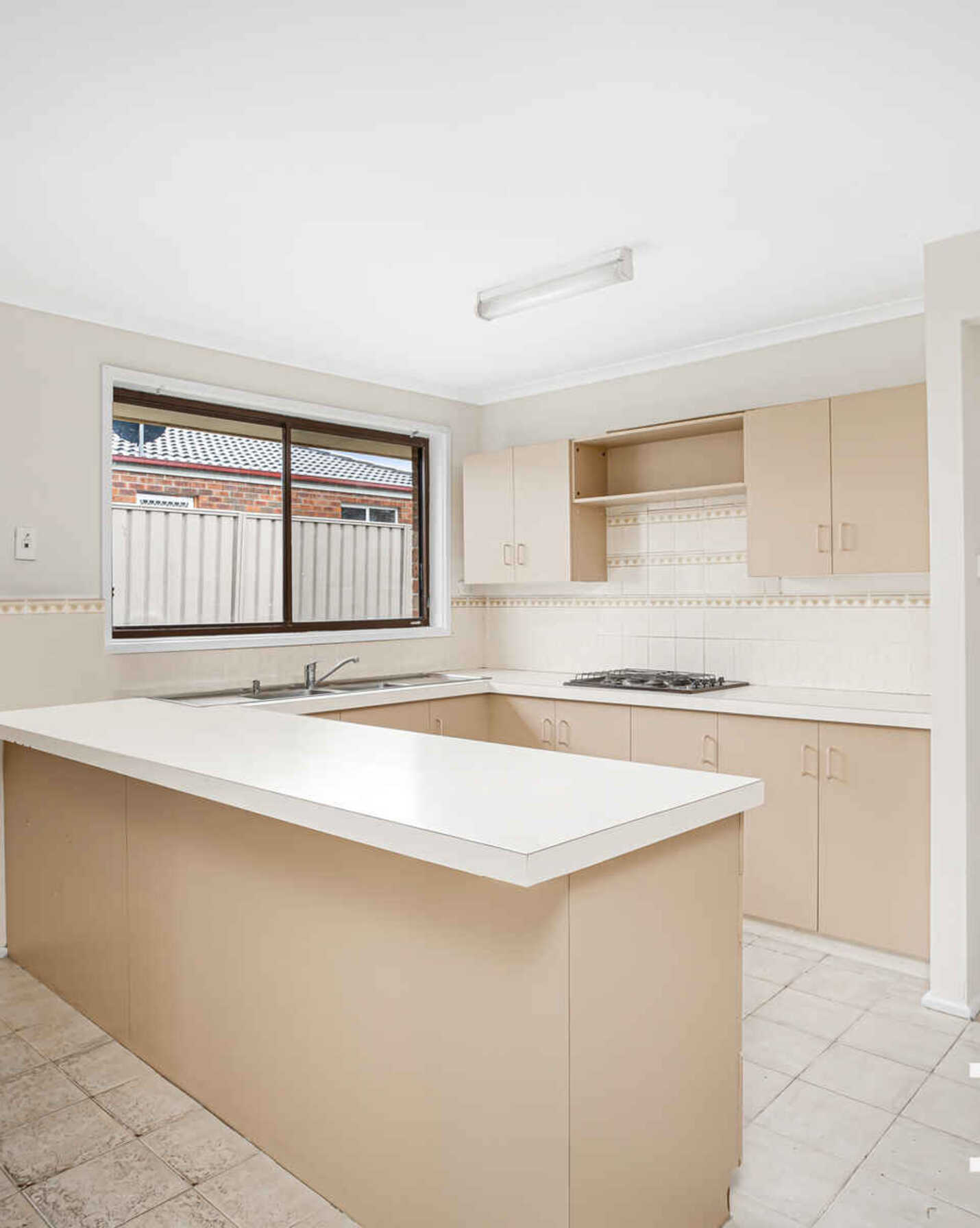 4 Dino Close Rooty Hill, Hill - Thumbnail 5