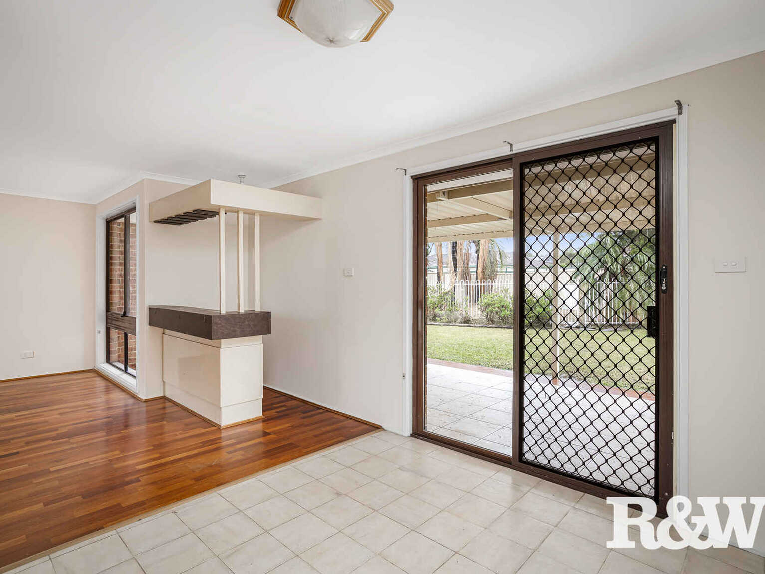4 Dino Close Rooty Hill