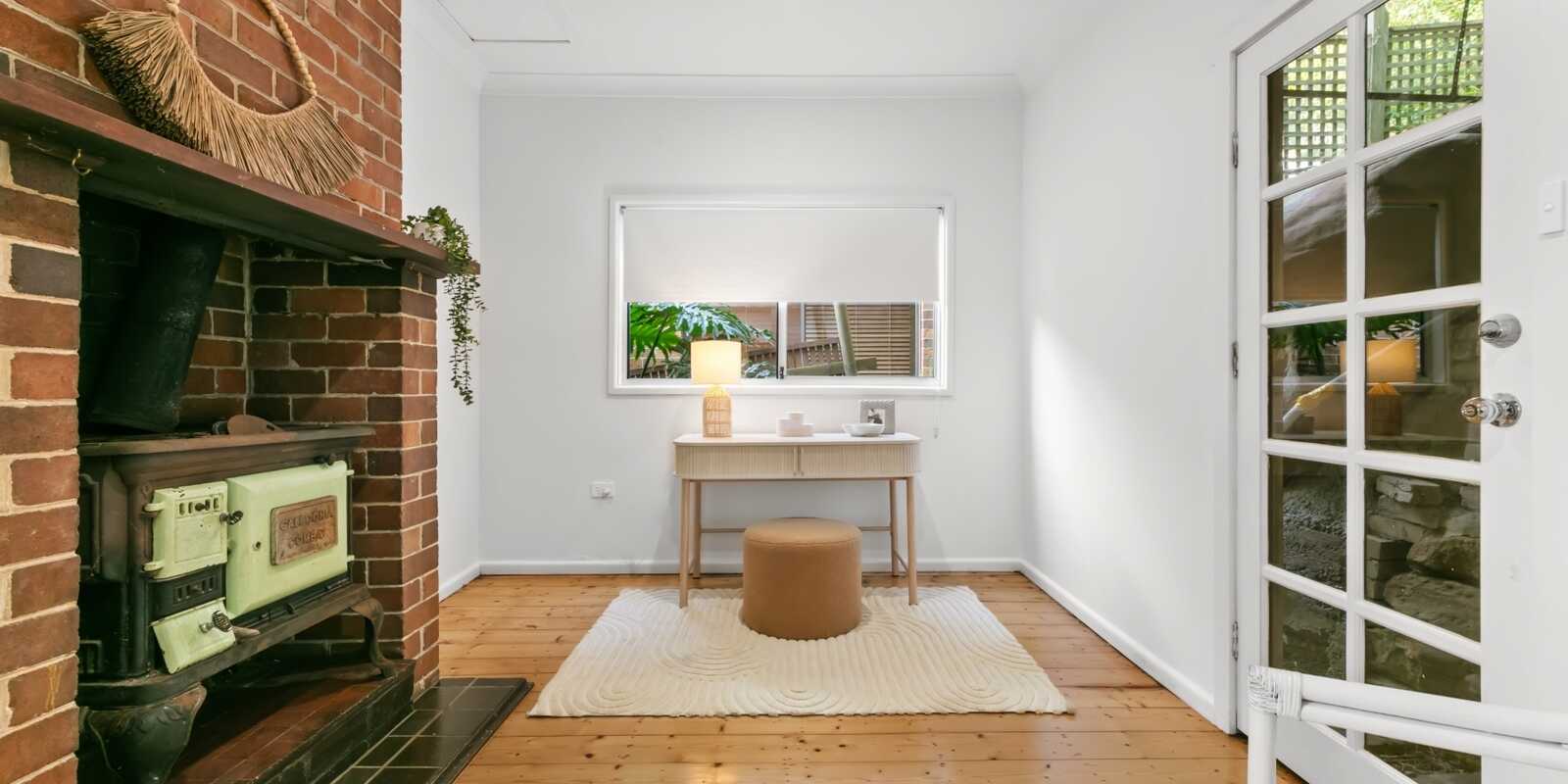 23 Hughes Street Point Clare 23 Hughes Street Point Clare