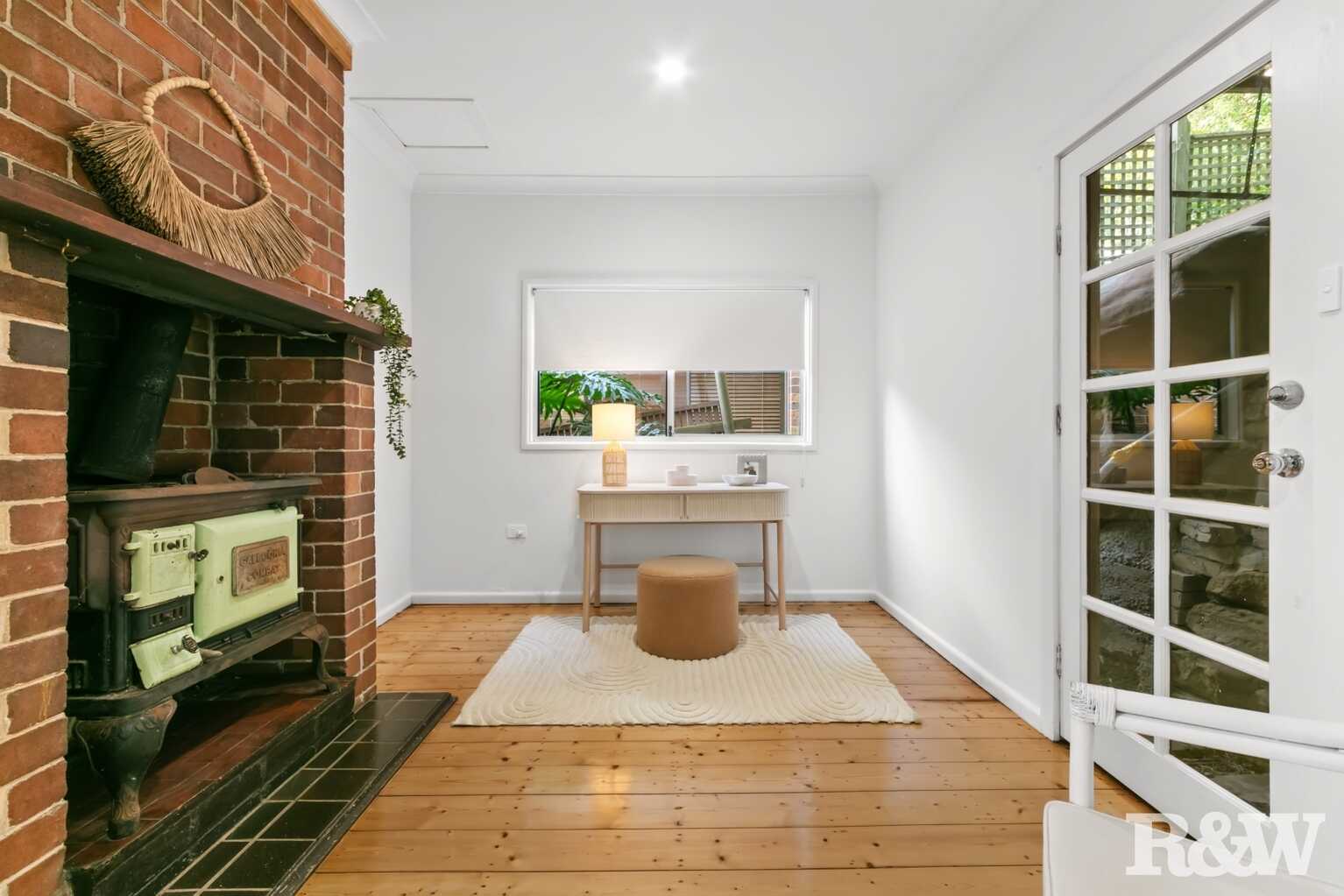 23 Hughes Street Point Clare 23 Hughes Street Point Clare