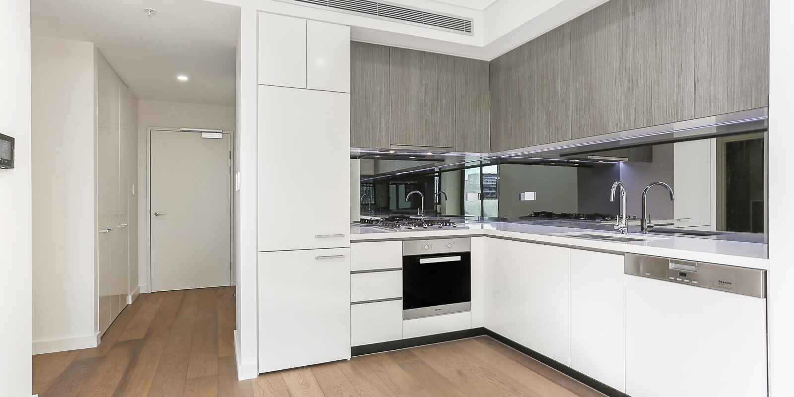 404/18 Gadigal Avenue Waterloo