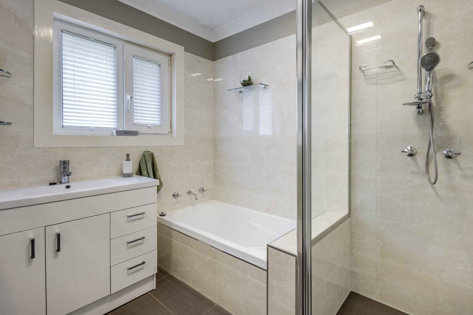 20 Mclaren Crescent Blackheath 20 Mclaren Crescent Blackheath