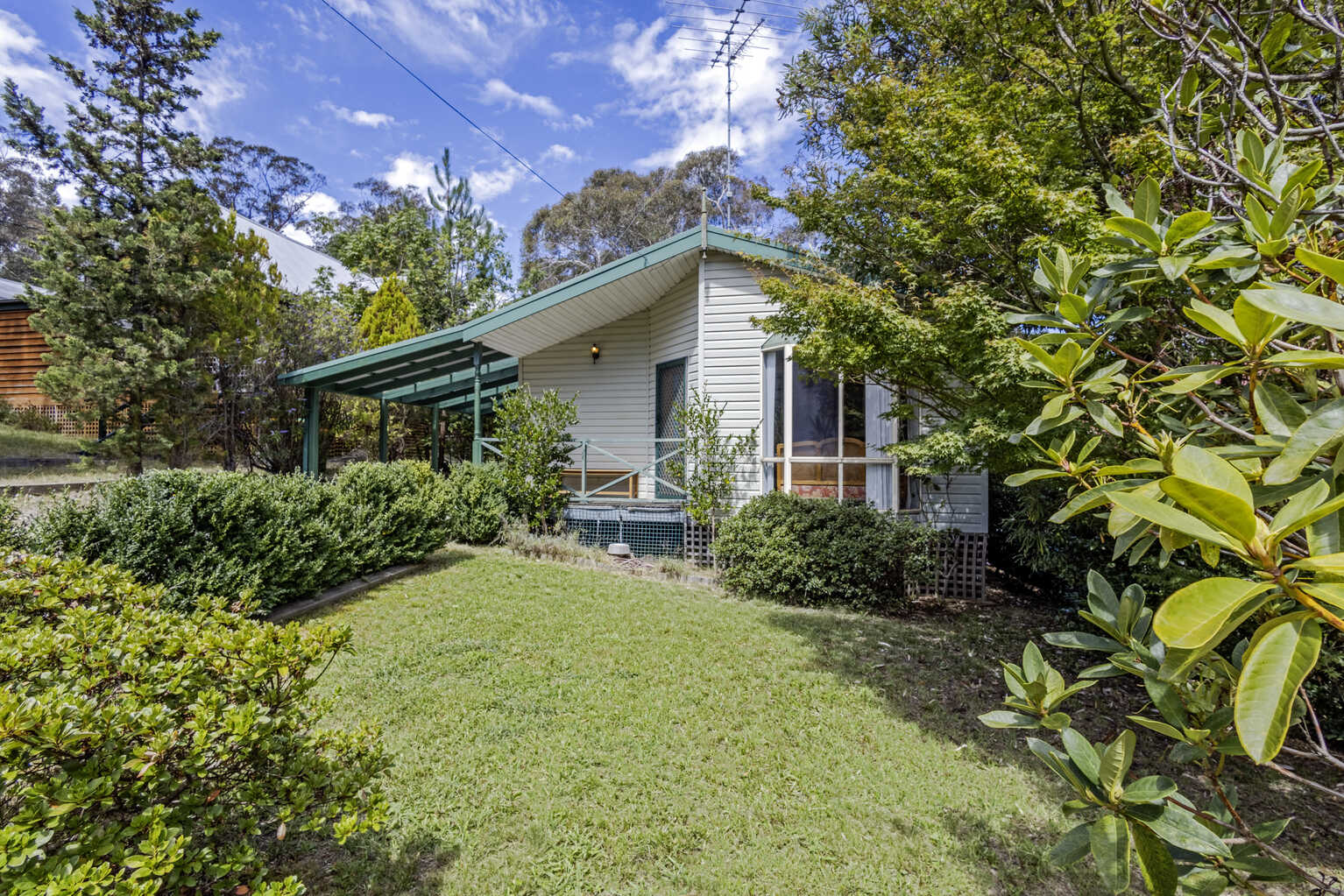 20 Grand View Road Mount Victoria 20 Grand View Road Mount Victoria