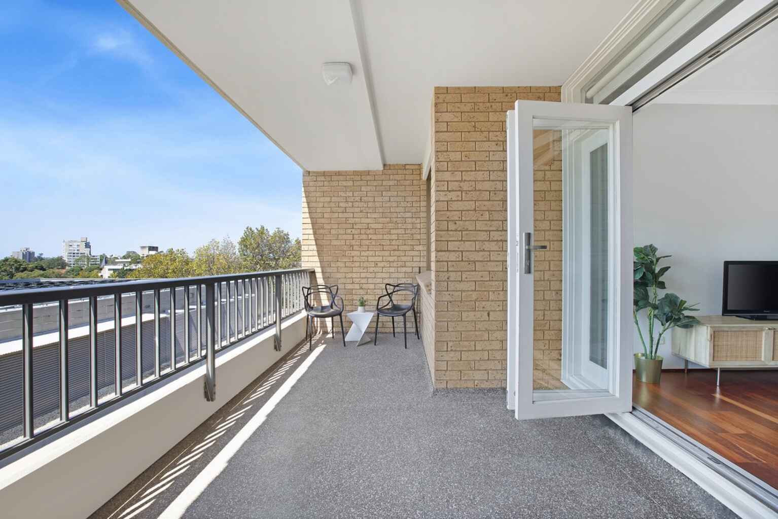 22/156 Military Road Neutral Bay