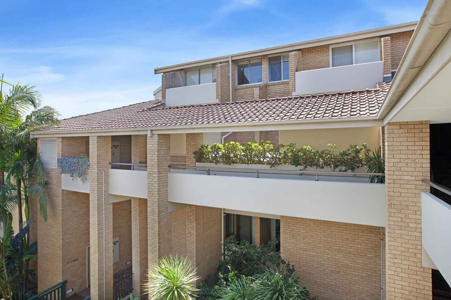 22/156 Military Road Neutral Bay