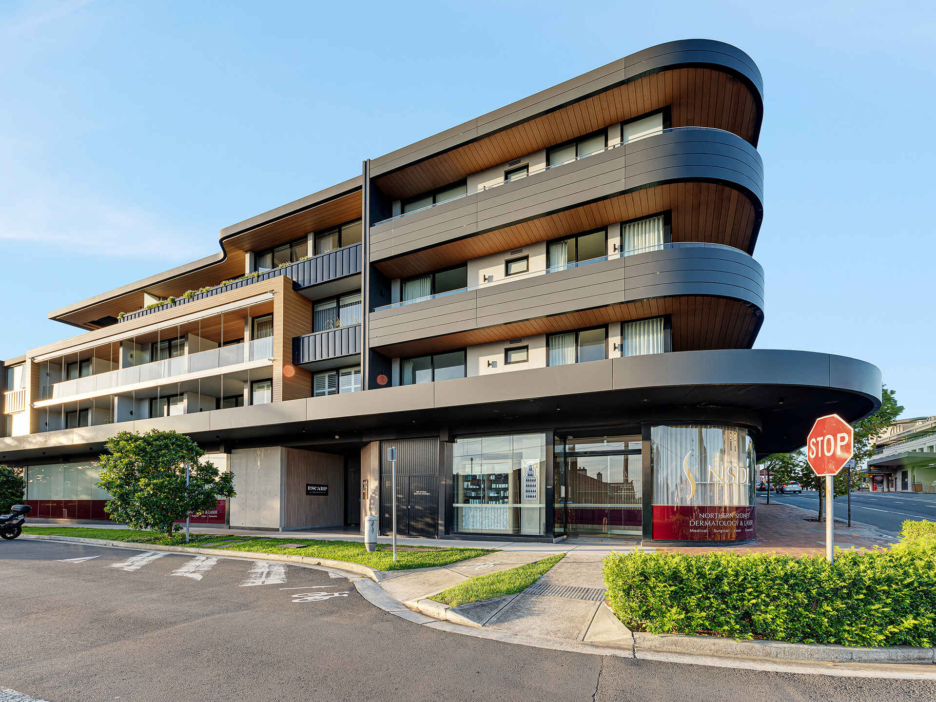 "Escarp" 402/29 Baringa Road Northbridge