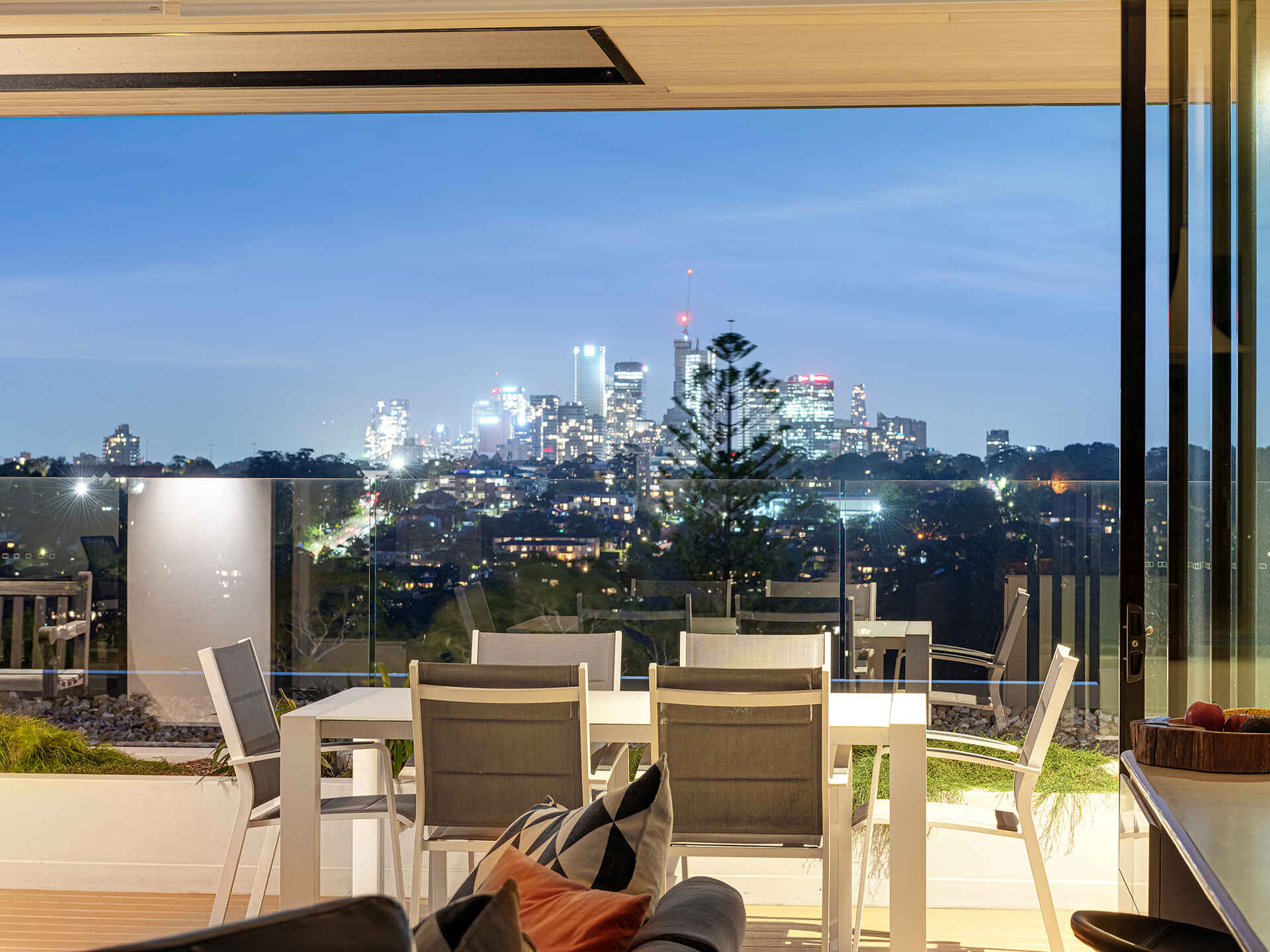 "Escarp" 402/29 Baringa Road Northbridge