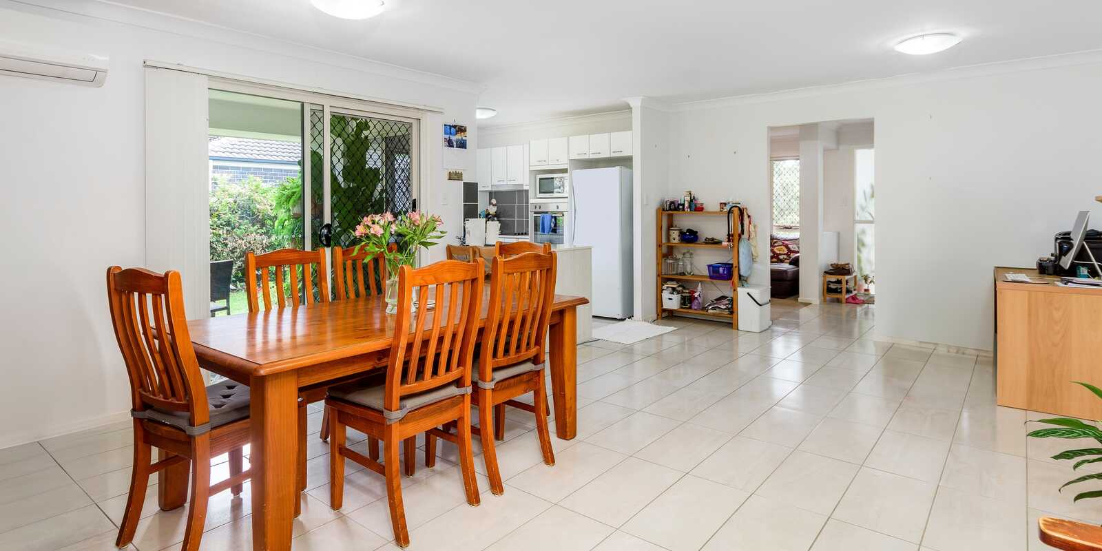 53 Piccadilly Street Bellmere 53 Piccadilly Street Bellmere