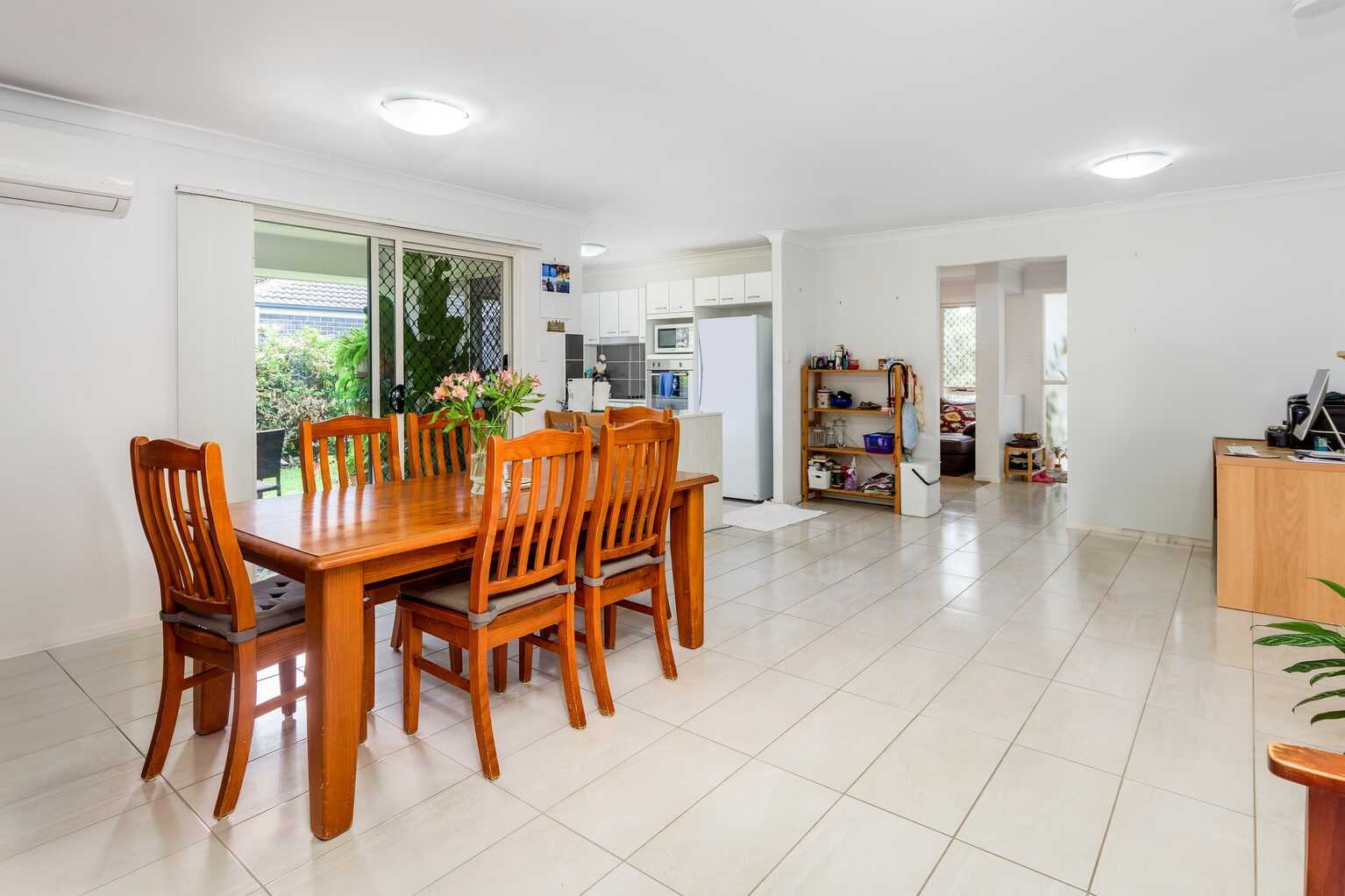 53 Piccadilly Street Bellmere 53 Piccadilly Street Bellmere