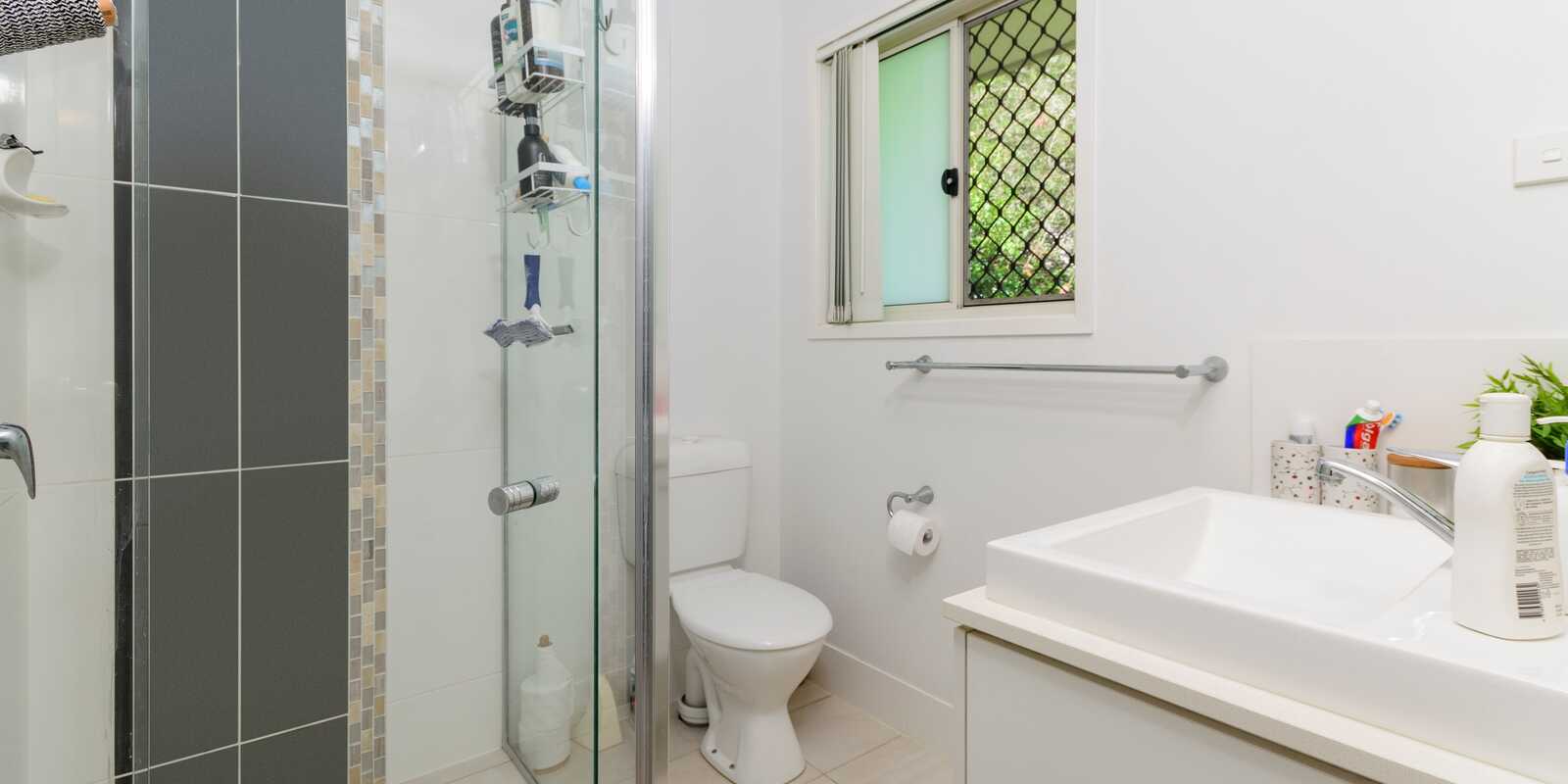 53 Piccadilly Street Bellmere 53 Piccadilly Street Bellmere