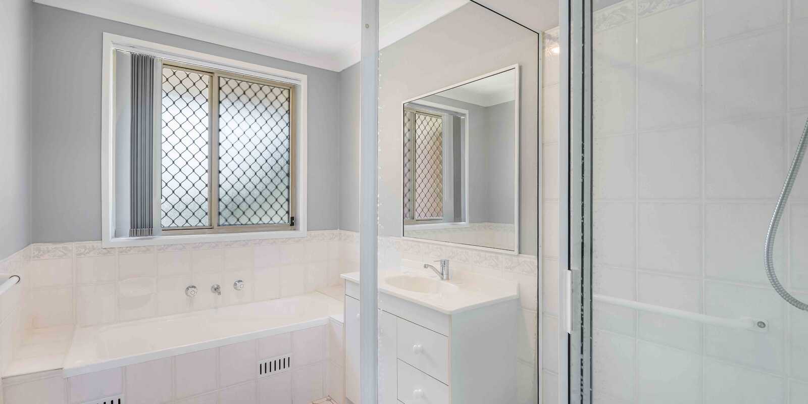 1/130 Glenfield Road Casula 1/130 Glenfield Road Casula