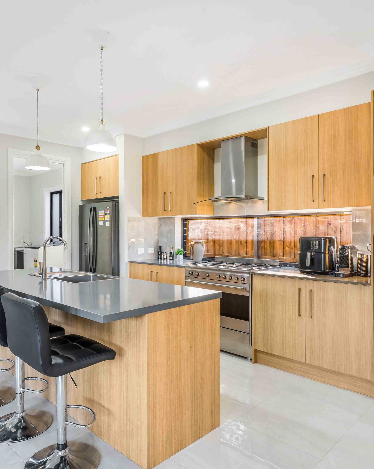 99 Rosedale Circuit Carnes Hill, Hill - Thumbnail 3
