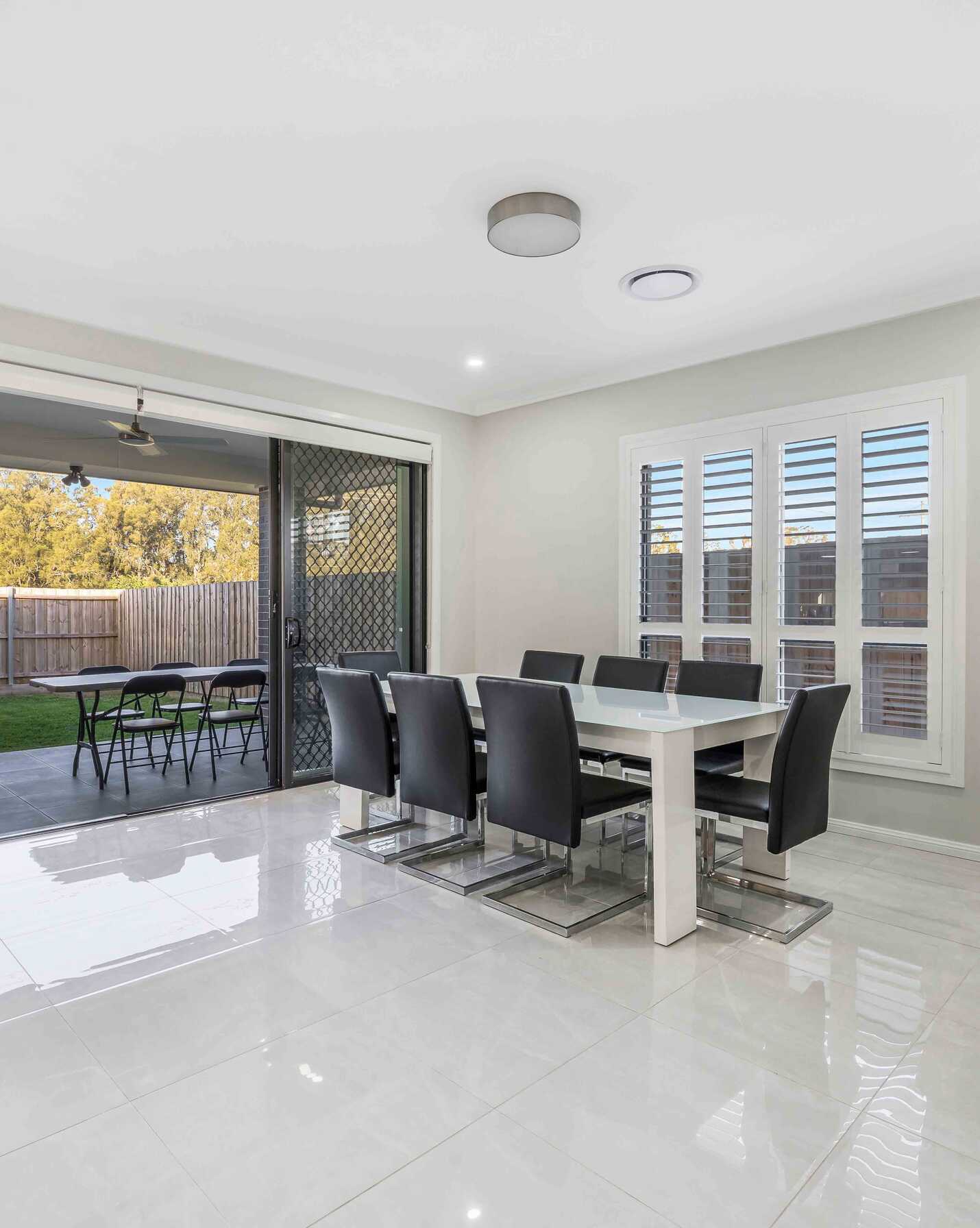 99 Rosedale Circuit Carnes Hill, Hill - Thumbnail 5