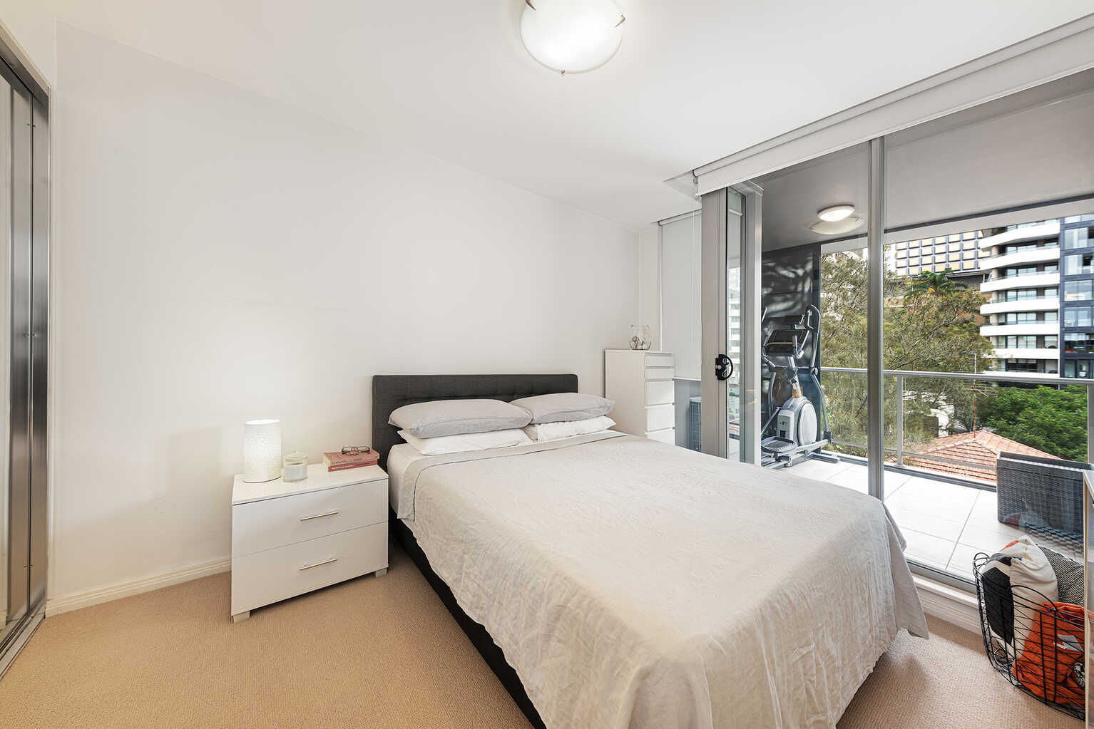 402/88 Berry Street North Sydney