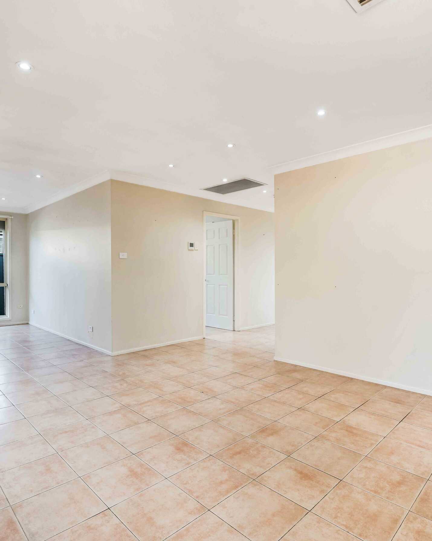 3 Merriwa Avenue Hoxton Park, Park - Thumbnail 2