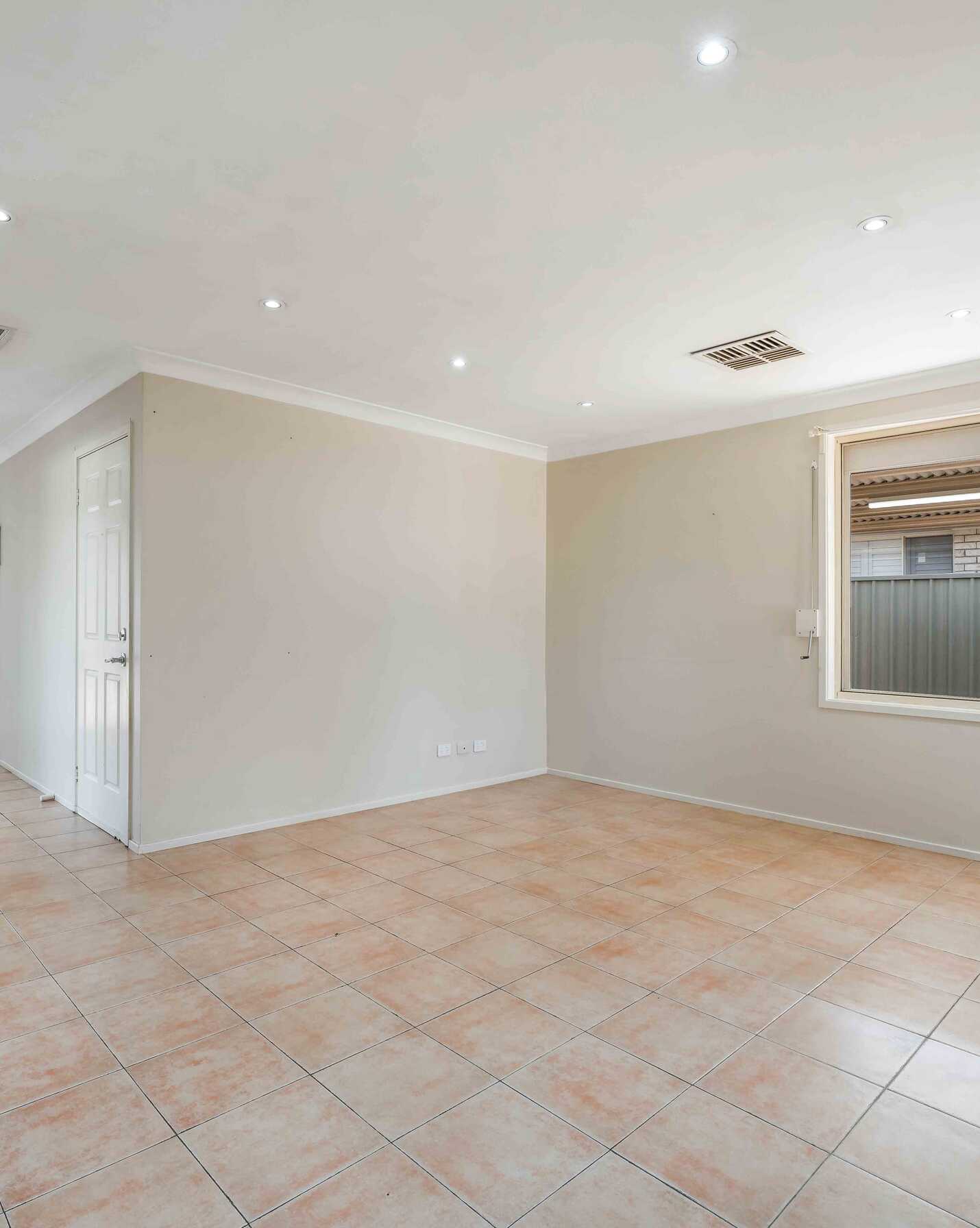 3 Merriwa Avenue Hoxton Park, Park - Thumbnail 4