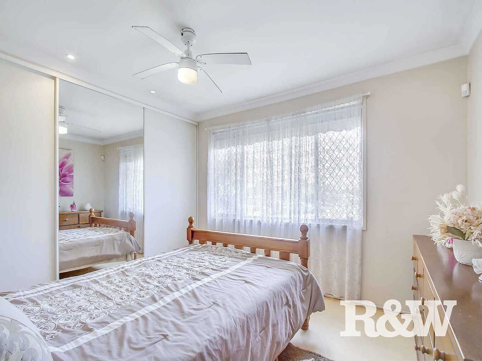 4 Villiers Place Oxley Park 4 Villiers Place Oxley Park